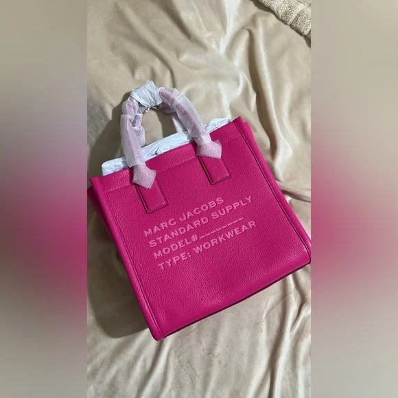 Marc Jacobs Tote Bag - Picture 1 of 8